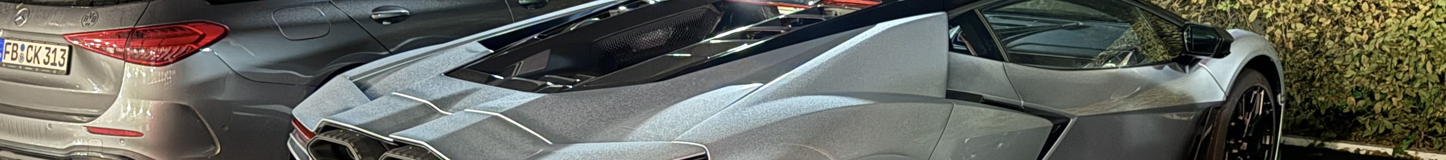 Lamborghini Revuelto