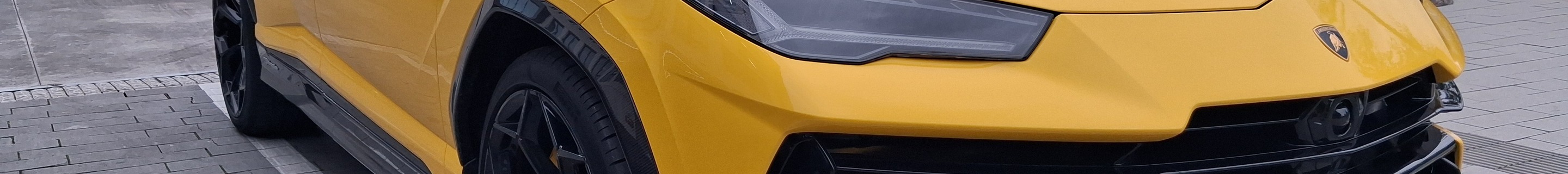 Lamborghini Urus Performante