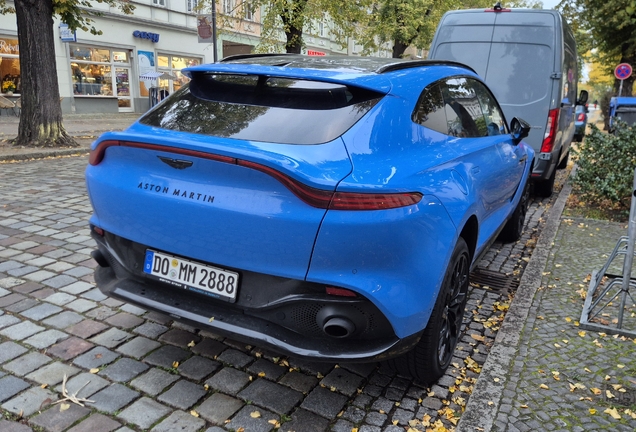Aston Martin DBX