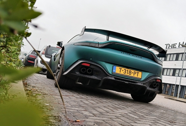 Aston Martin V8 Vantage Formula 1 Edition