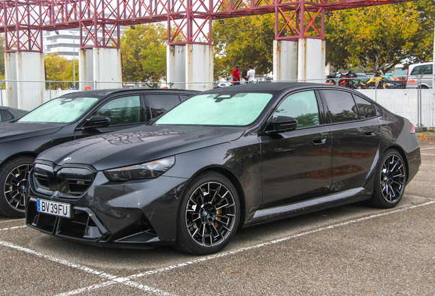 BMW M5 G90