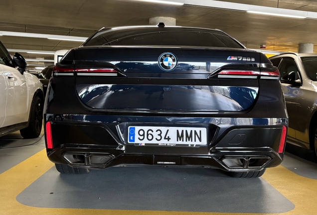 BMW M760e xDrive