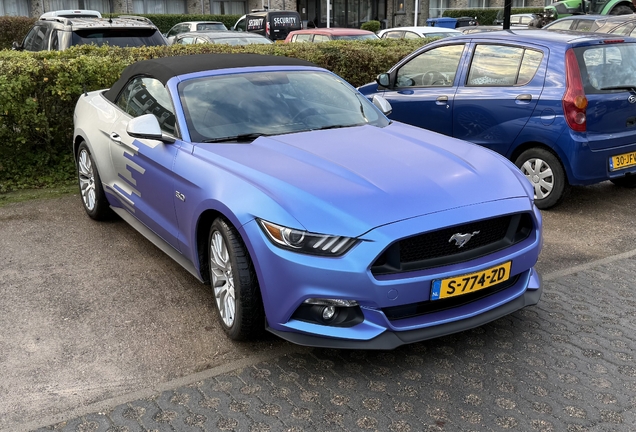 Ford Mustang GT Convertible 2015