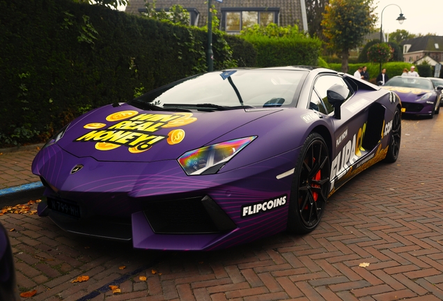 Lamborghini Aventador LP700-4 Roadster