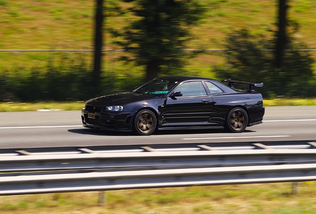 Nissan Skyline R34 GT-R V-Spec