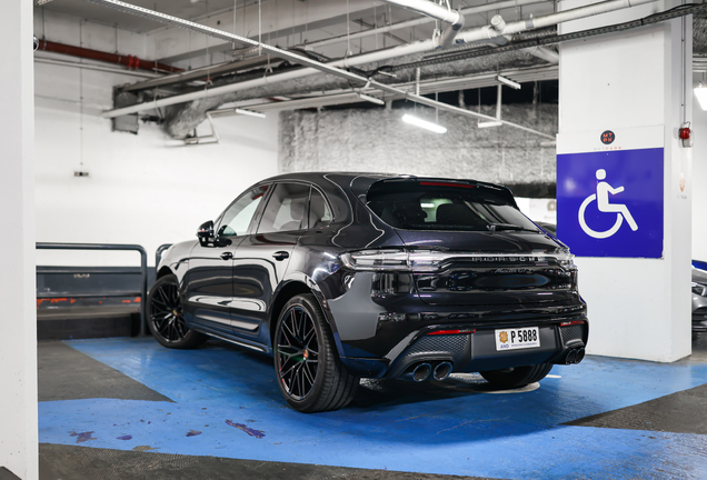 Porsche 95B Macan GTS MkIII