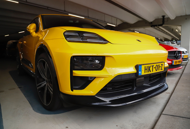 Porsche Macan EV Turbo