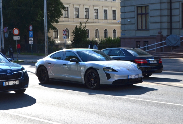 Porsche Taycan GTS