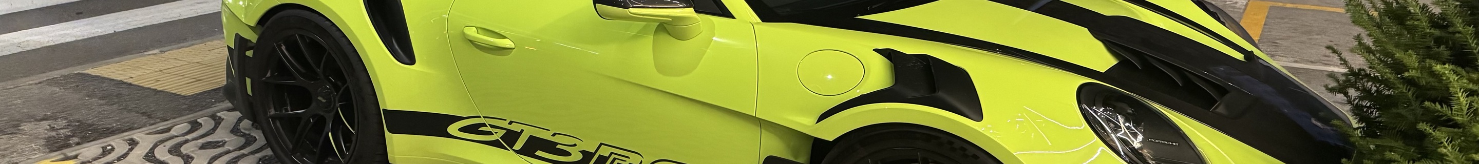 Porsche 992 GT3 RS MkI Weissach Package