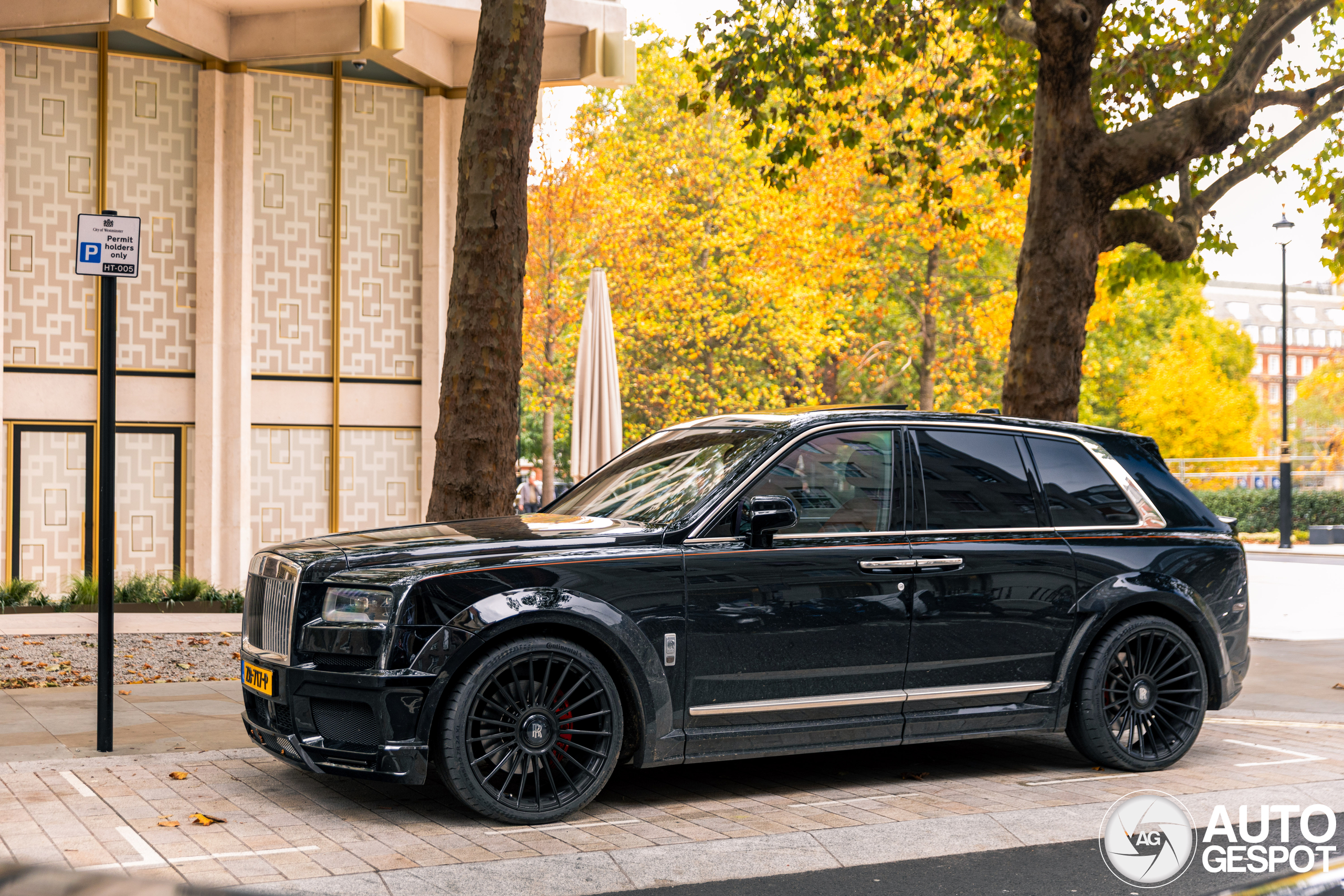 Nederlandse Rolls-Royce gespot in London