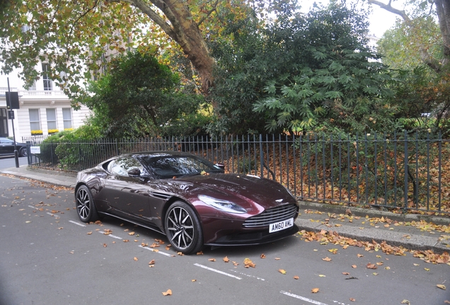 Aston Martin DB11