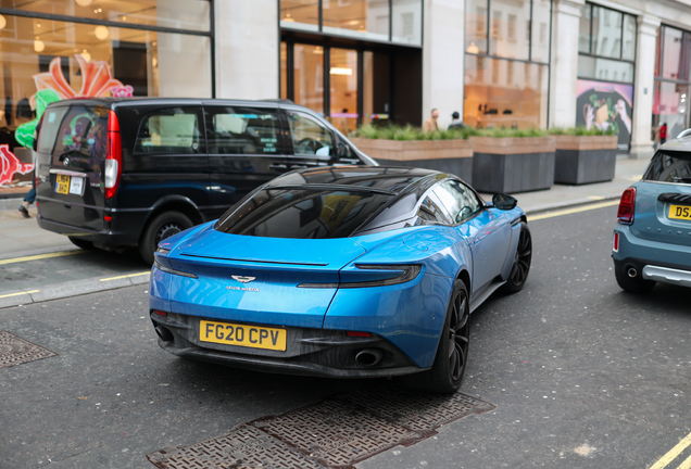 Aston Martin DB11 V8