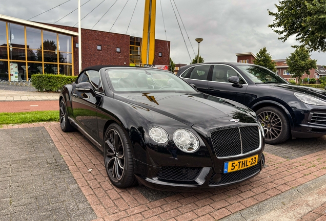 Bentley Continental GTC V8