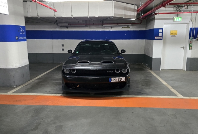 Dodge Challenger SRT Hellcat Widebody