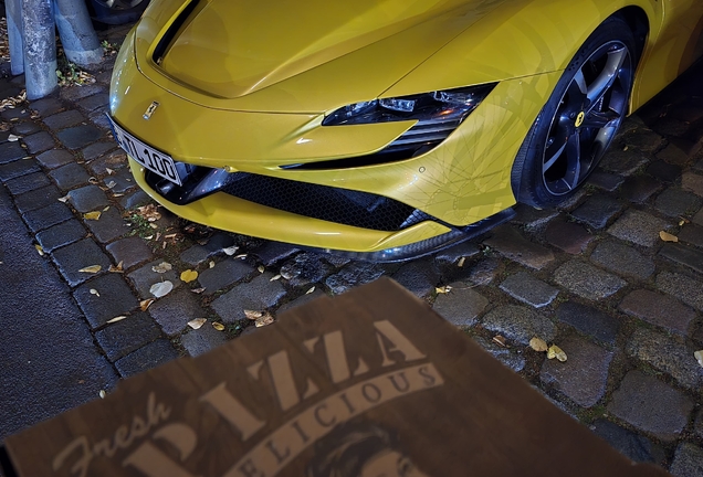 Ferrari SF90 Spider
