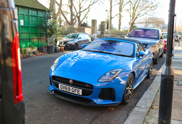 Jaguar F-TYPE SVR Convertible 2017