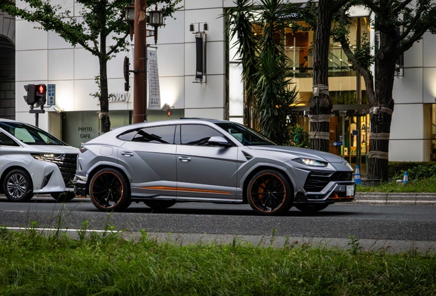 Lamborghini Urus Mansory