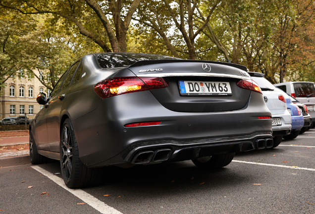 Mercedes-AMG E 63 S W213 Final Edition