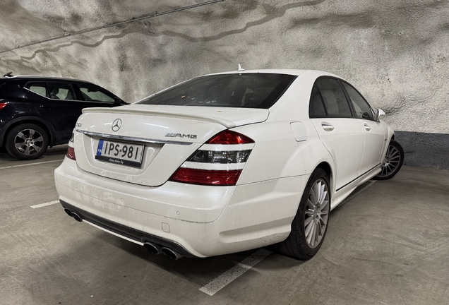 Mercedes-Benz S 63 AMG W221