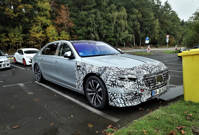 Mercedes-Maybach S 680 X223 2026