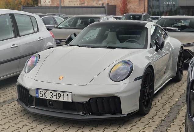 Porsche 992 Carrera 4 GTS MkII