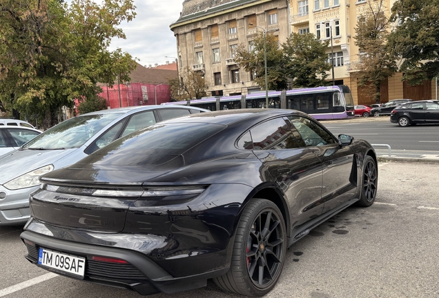 Porsche Taycan GTS