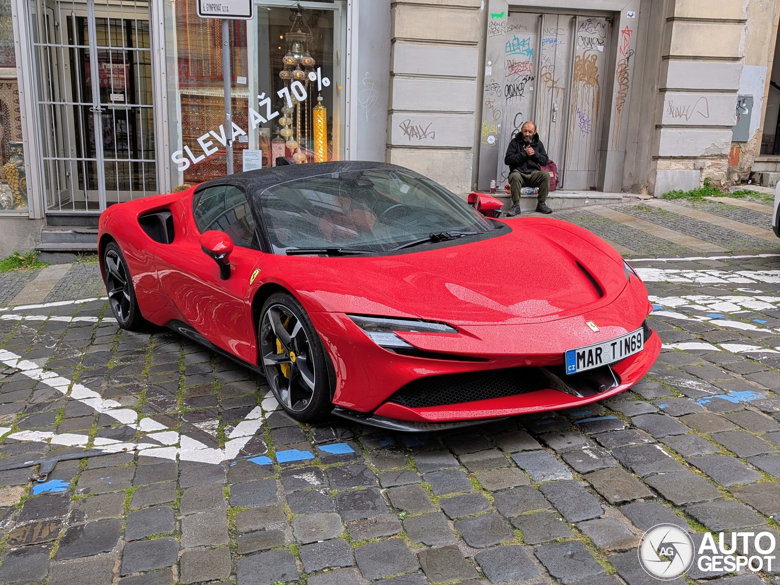 Ferrari SF90 Stradale
