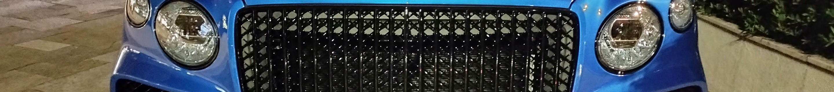 Bentley Bentayga Azure EWB 2024