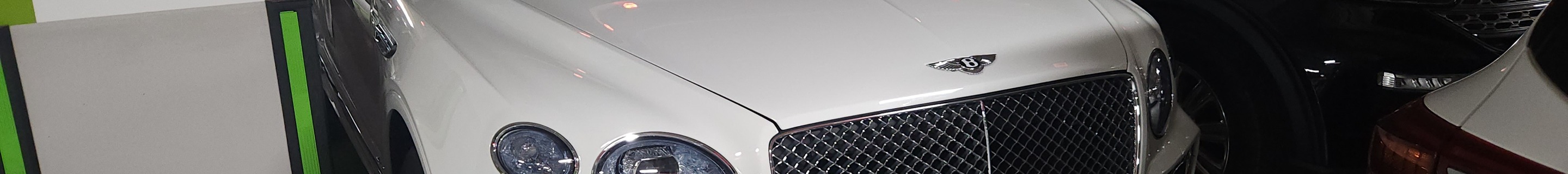 Bentley Bentayga V8 2021