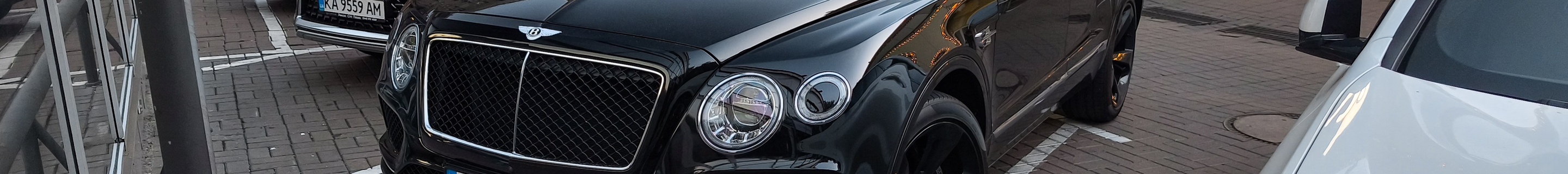 Bentley Bentayga V8