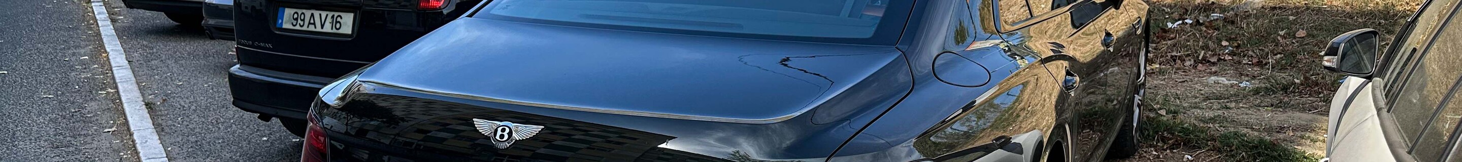 Bentley Flying Spur V8 S 2023