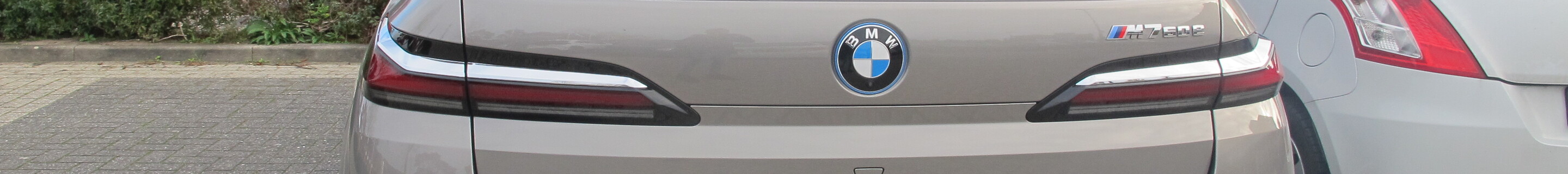 BMW M760e xDrive