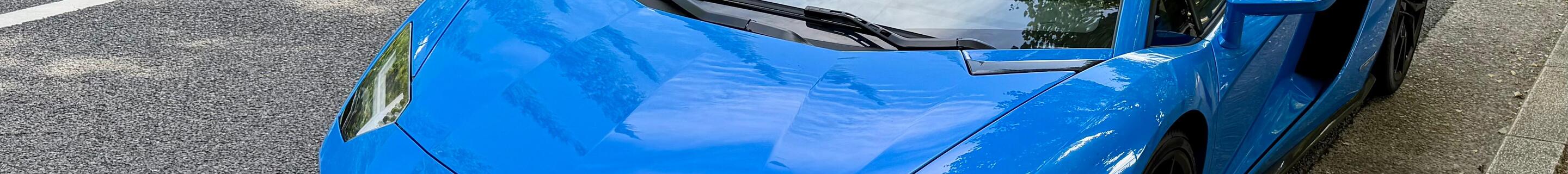 Lamborghini Aventador S LP740-4