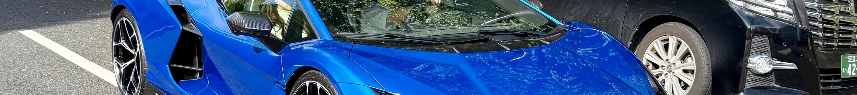 Lamborghini Revuelto