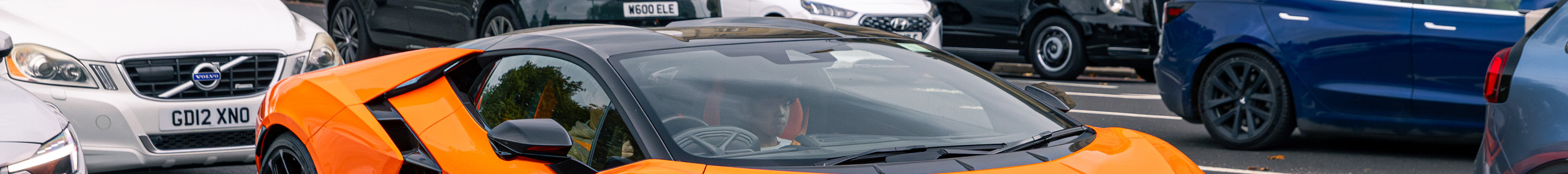 Lamborghini Revuelto