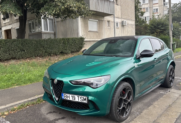 Alfa Romeo Stelvio Quadrifoglio 2023
