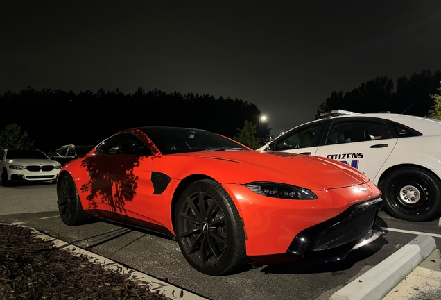 Aston Martin V8 Vantage 2018