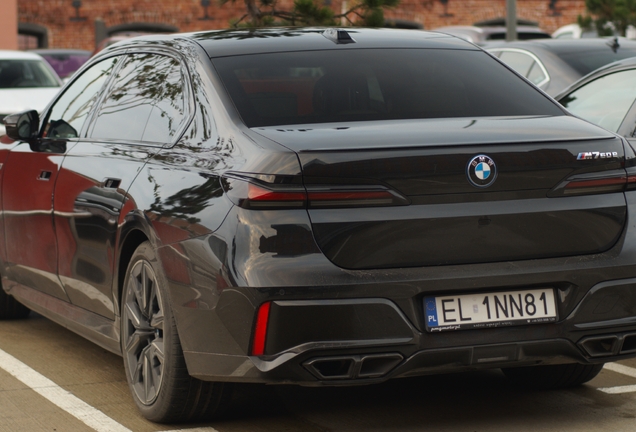 BMW M760e xDrive