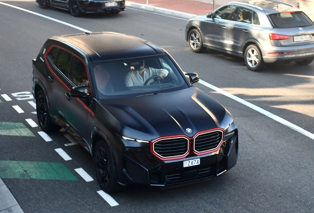 BMW XM G09 Label Red