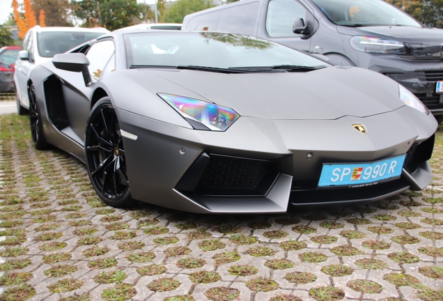 Lamborghini Aventador LP700-4 Roadster
