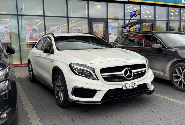 Mercedes-Benz GLA 45 AMG X156