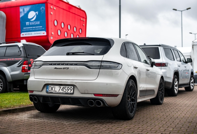 Porsche 95B Macan GTS MkII