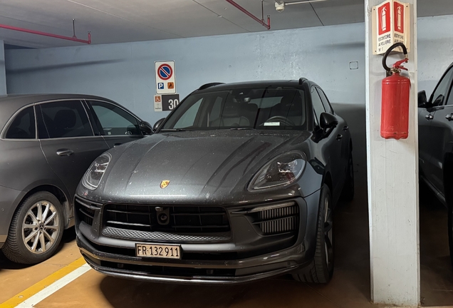 Porsche 95B Macan GTS MkIII