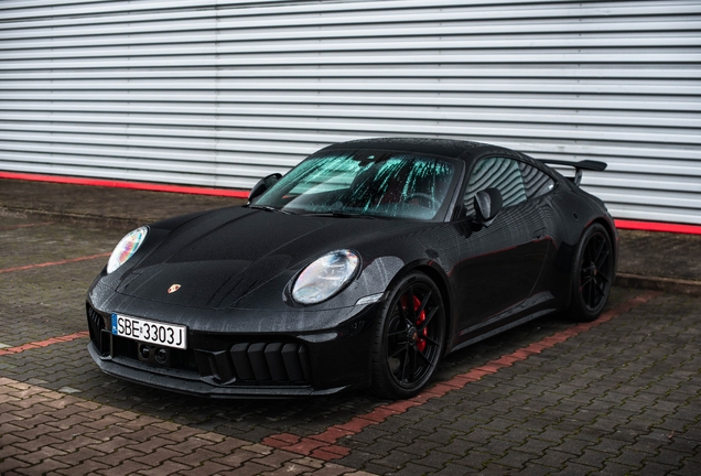 Porsche 992 Carrera 4 GTS MkII