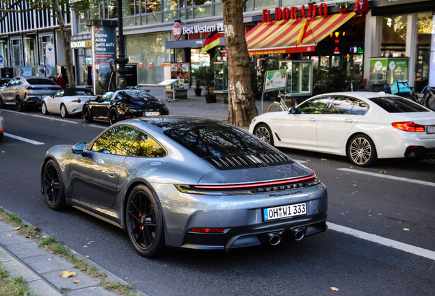 Porsche 992 Carrera 4 GTS MkII