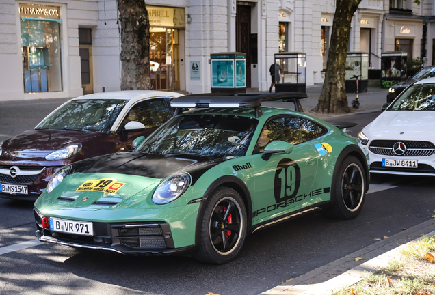Porsche 992 Dakar