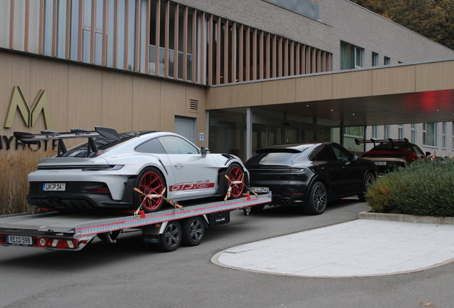 Porsche 992 GT3 RS MkI Weissach Package