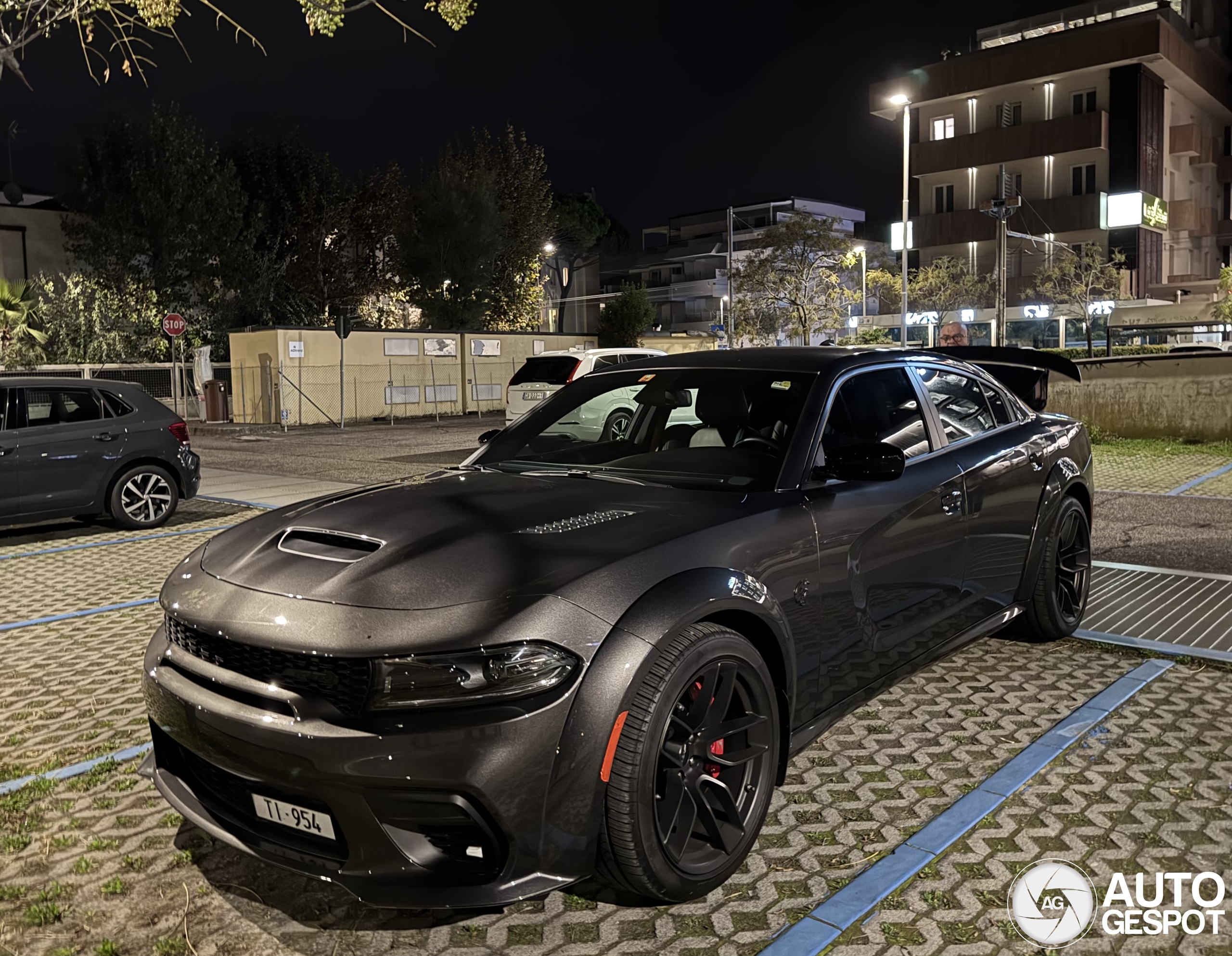 Dodge Charger Hellcat Widebody Blacknull