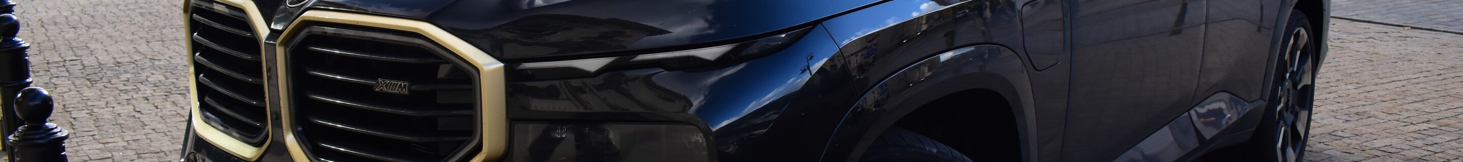 BMW XM G09