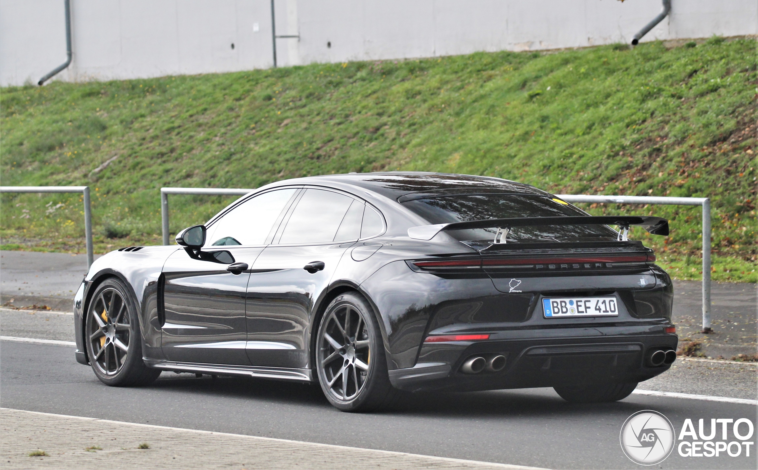 Porsche 972 Panamera Turbo GT